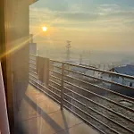 Apartament Garsonierǎ la curte si ciubǎr extracost *