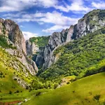 Garsoniera Sau Casa Panoramica Cu Ciubar Extracost Kluž