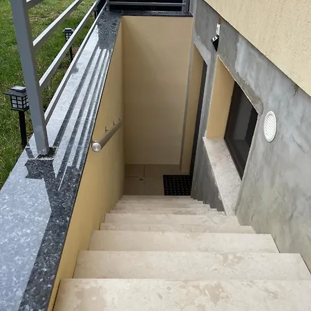 Garsoniera La Curte Si Ciubar Extracost * Κλουζ-Ναπόκα