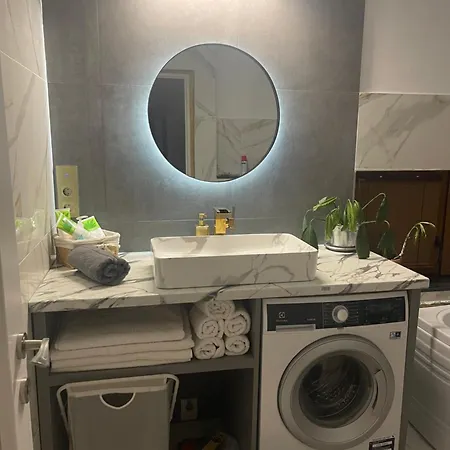 Garsoniera La Curte Si Ciubar Extracost