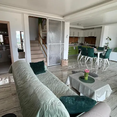 Garsoniera La Curte Si Ciubar Extracost Appartement *